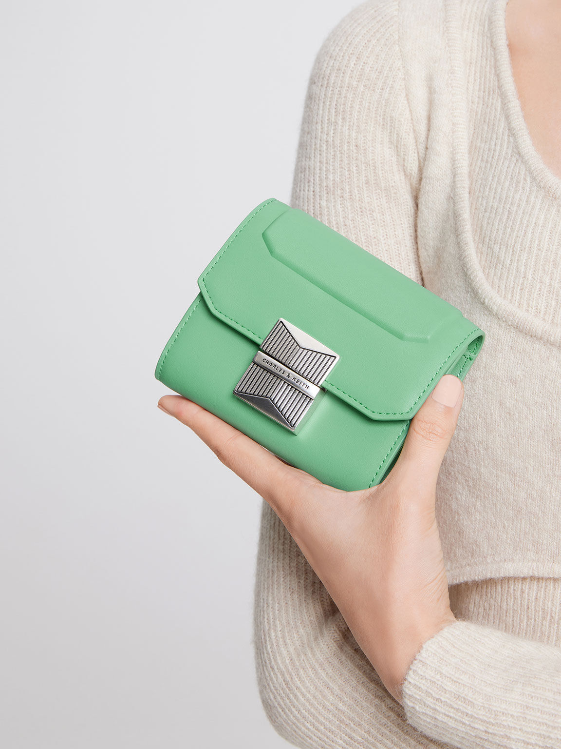 Charles and keith wallet sale deals