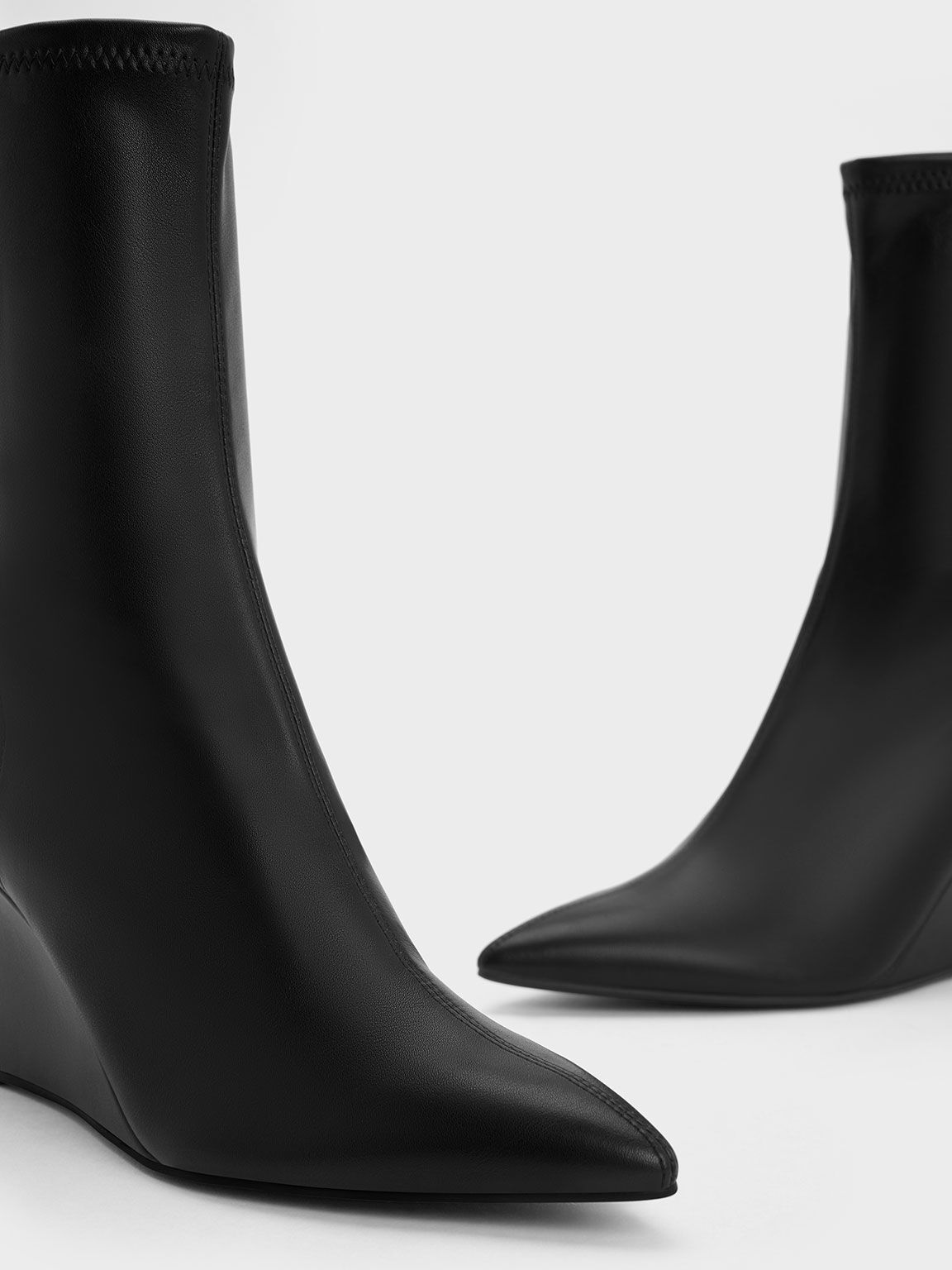 Sianna ankle bootie on sale