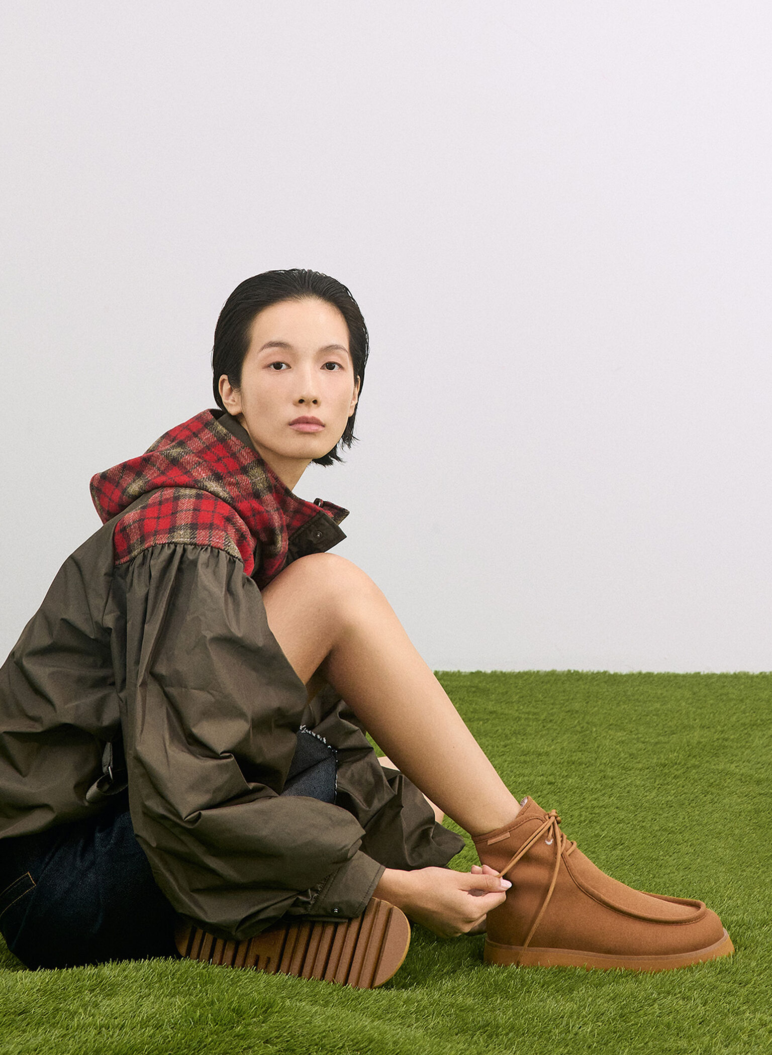 Textured Fur-Lined Ridged-Sole Ankle Boots, Brown, hi-res