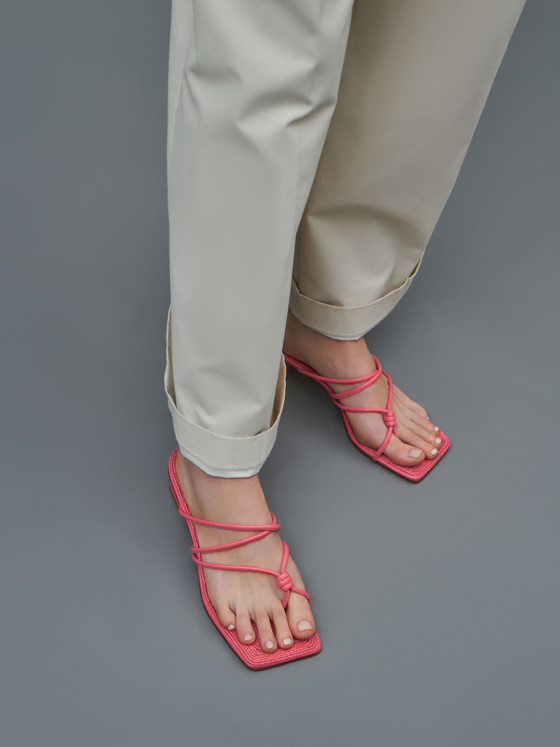 Toe Loop Strappy Heeled Sandals, Red, hi-res