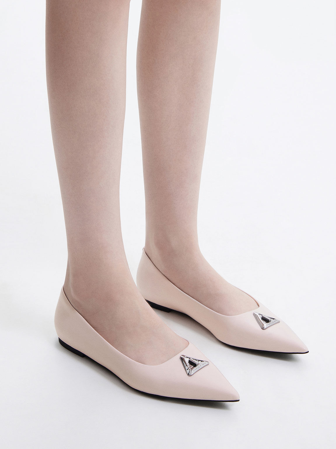 Nude closed toe flats best sale