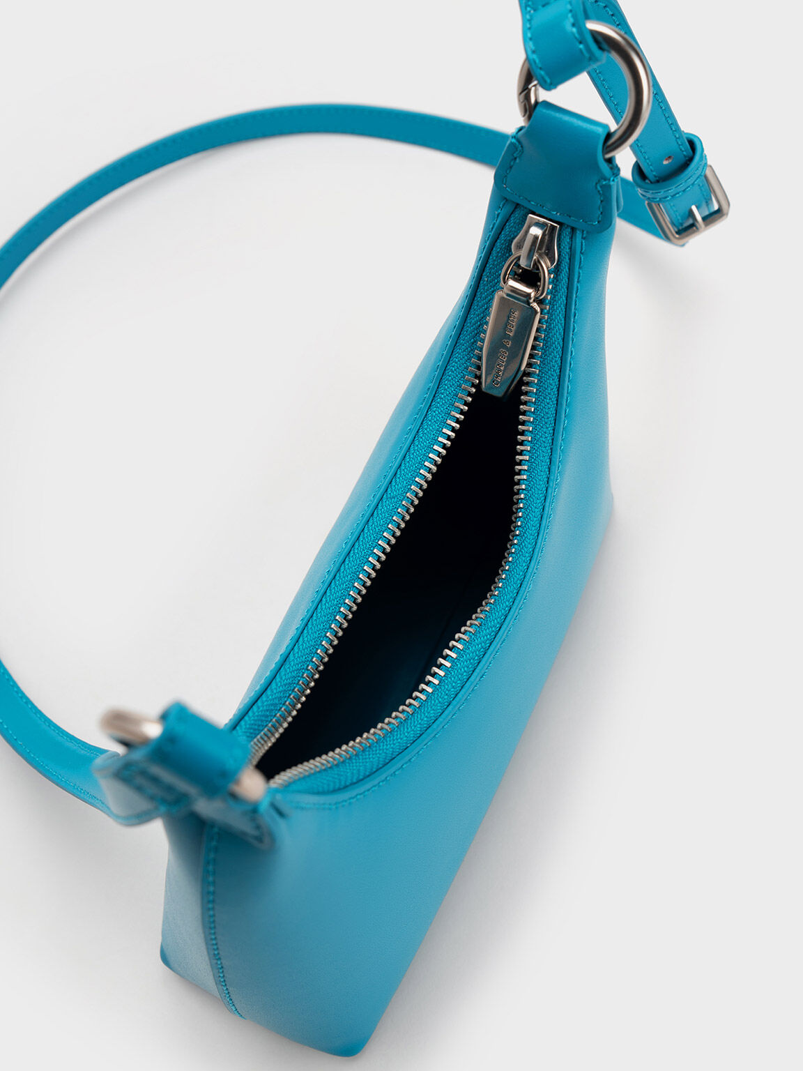 Charles and keith clearance top handle shoulder bag