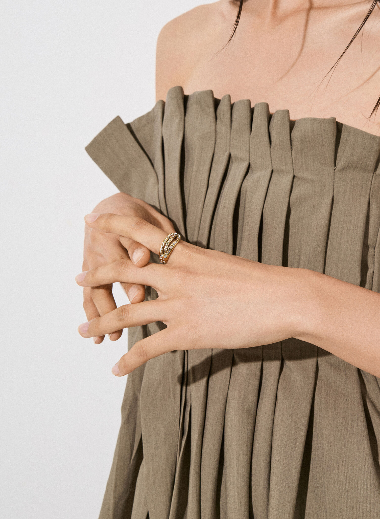 Aine Crystal Sculptural Ring, Gold, hi-res