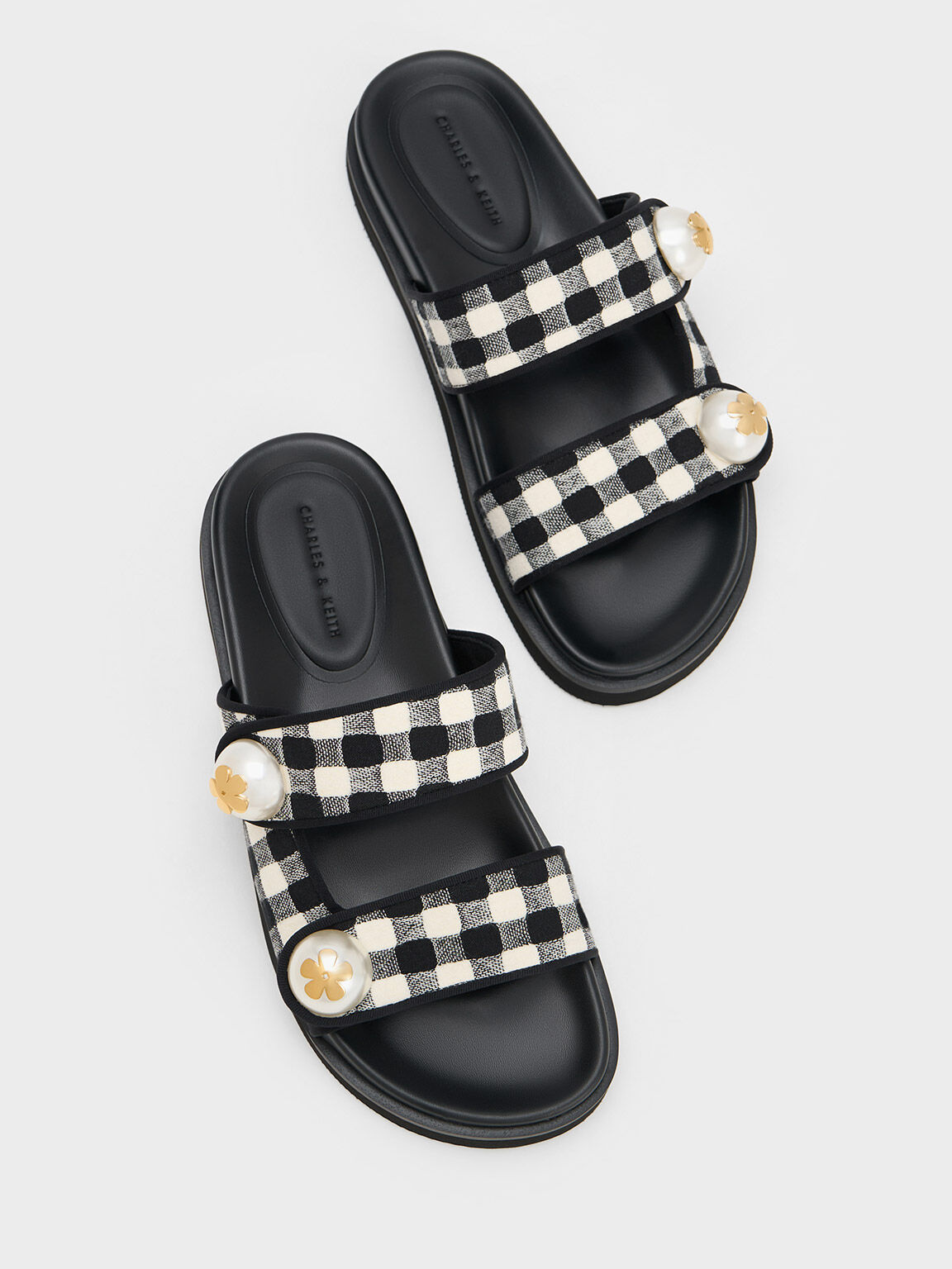 Pearl studded best sale slides