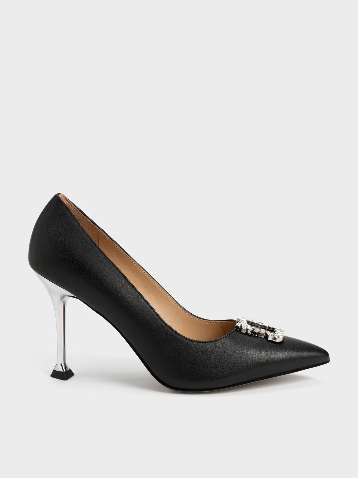 Leather hotsell pumps uk