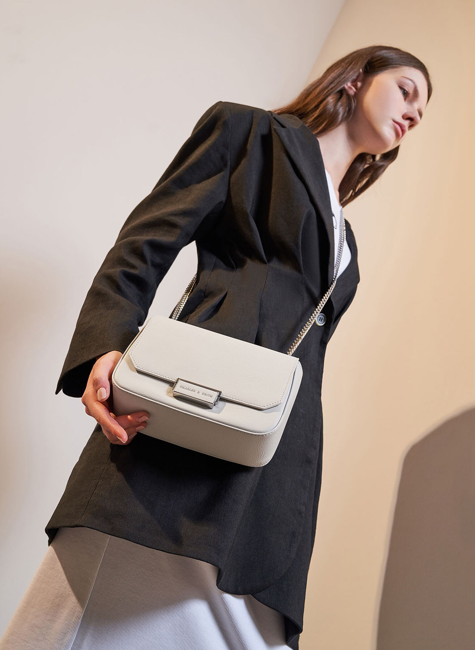Chain Strap Shoulder Bag, Light Grey, hi-res