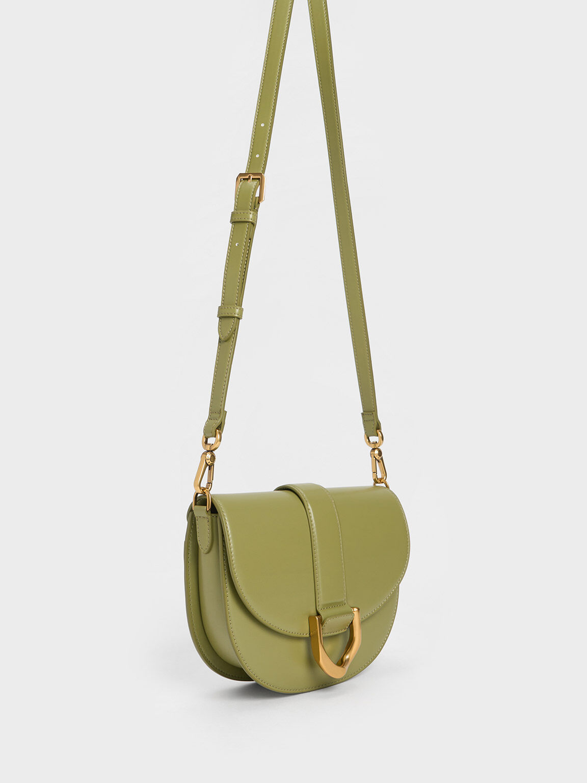 Women's Shoulder Bags | Exclusive Styles | CHARLES & KEITH UK