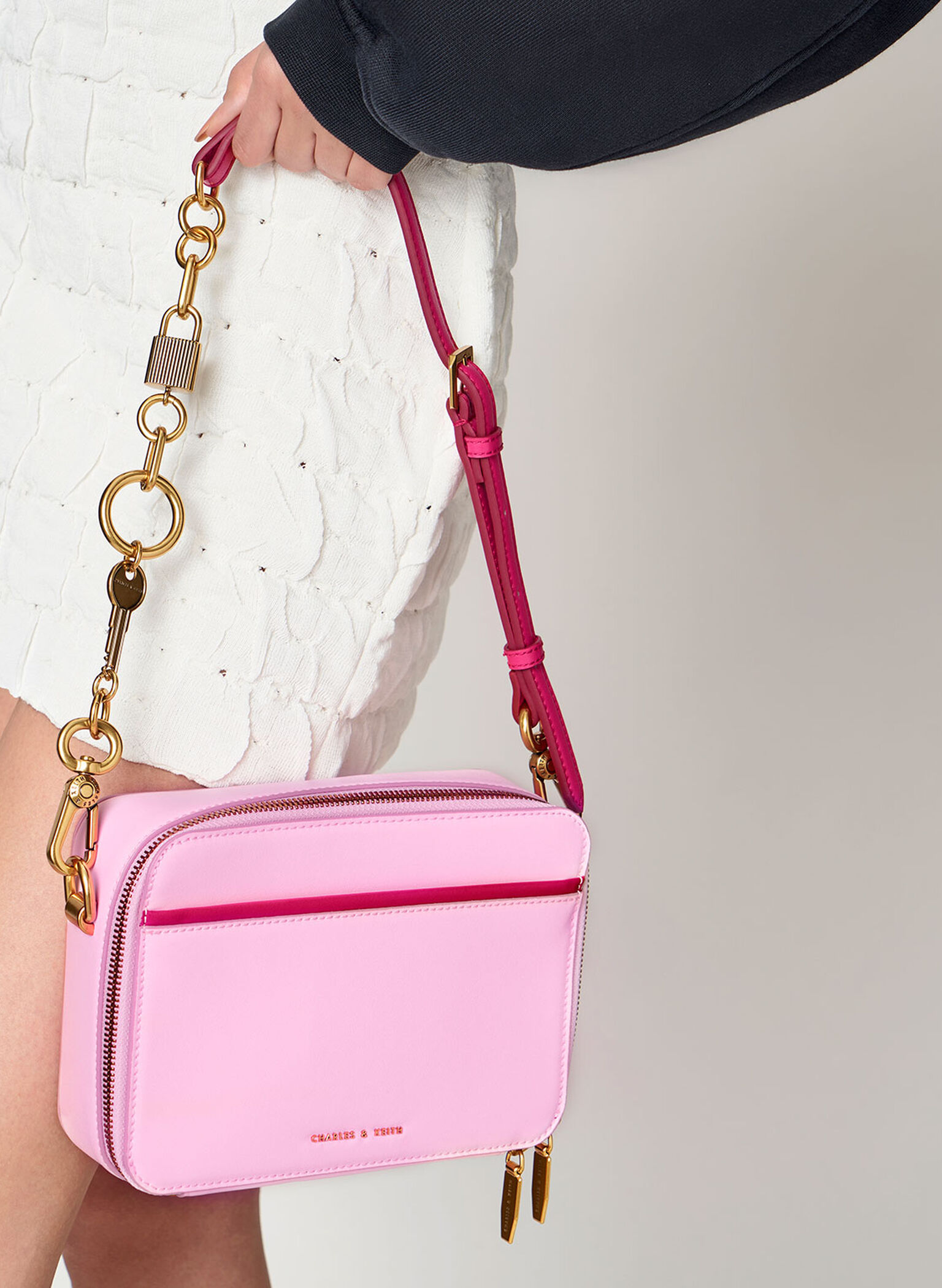Lock & Key Chain Handle Bag, Pink, hi-res