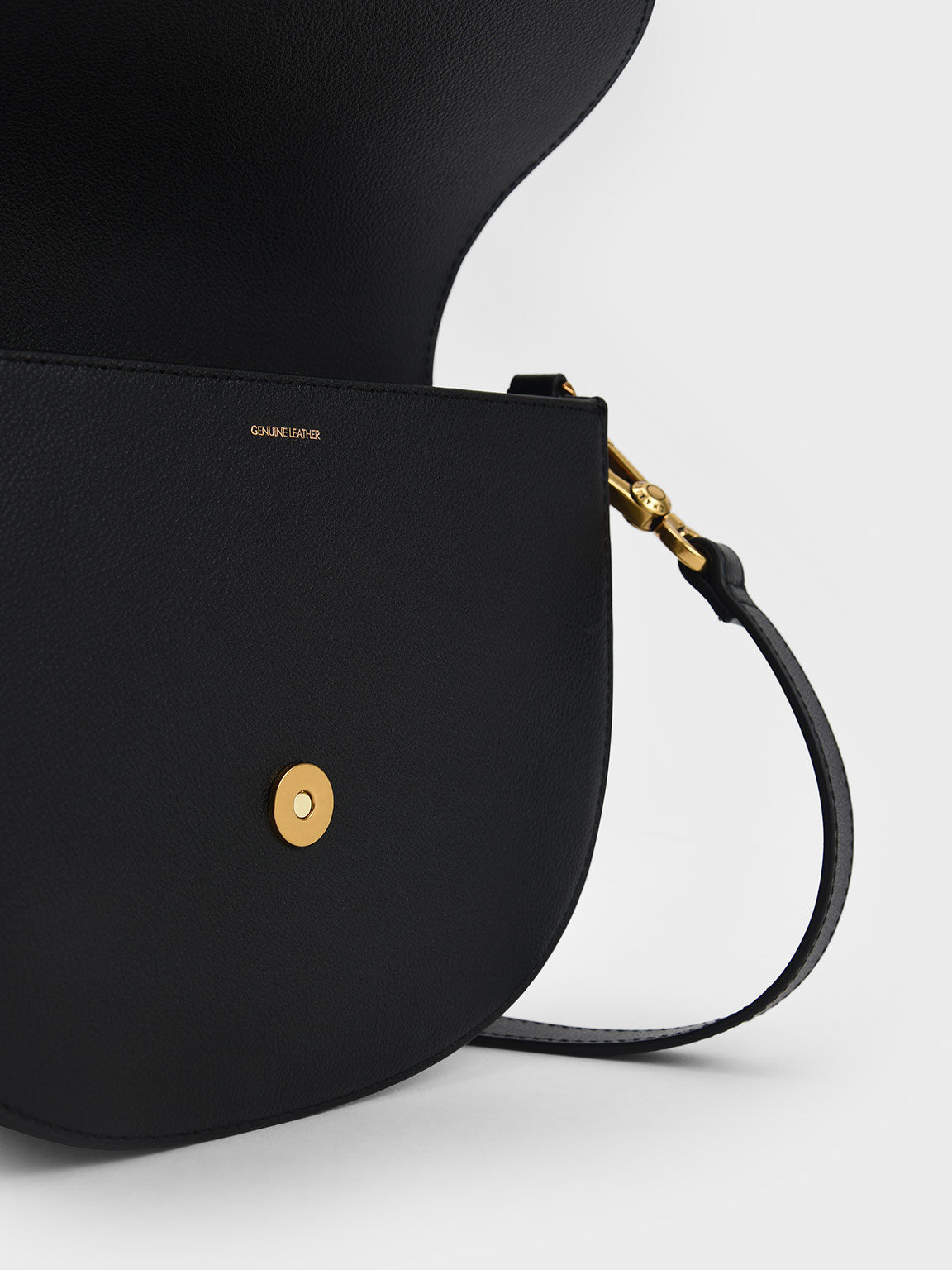 Small leather saddle bag on sale