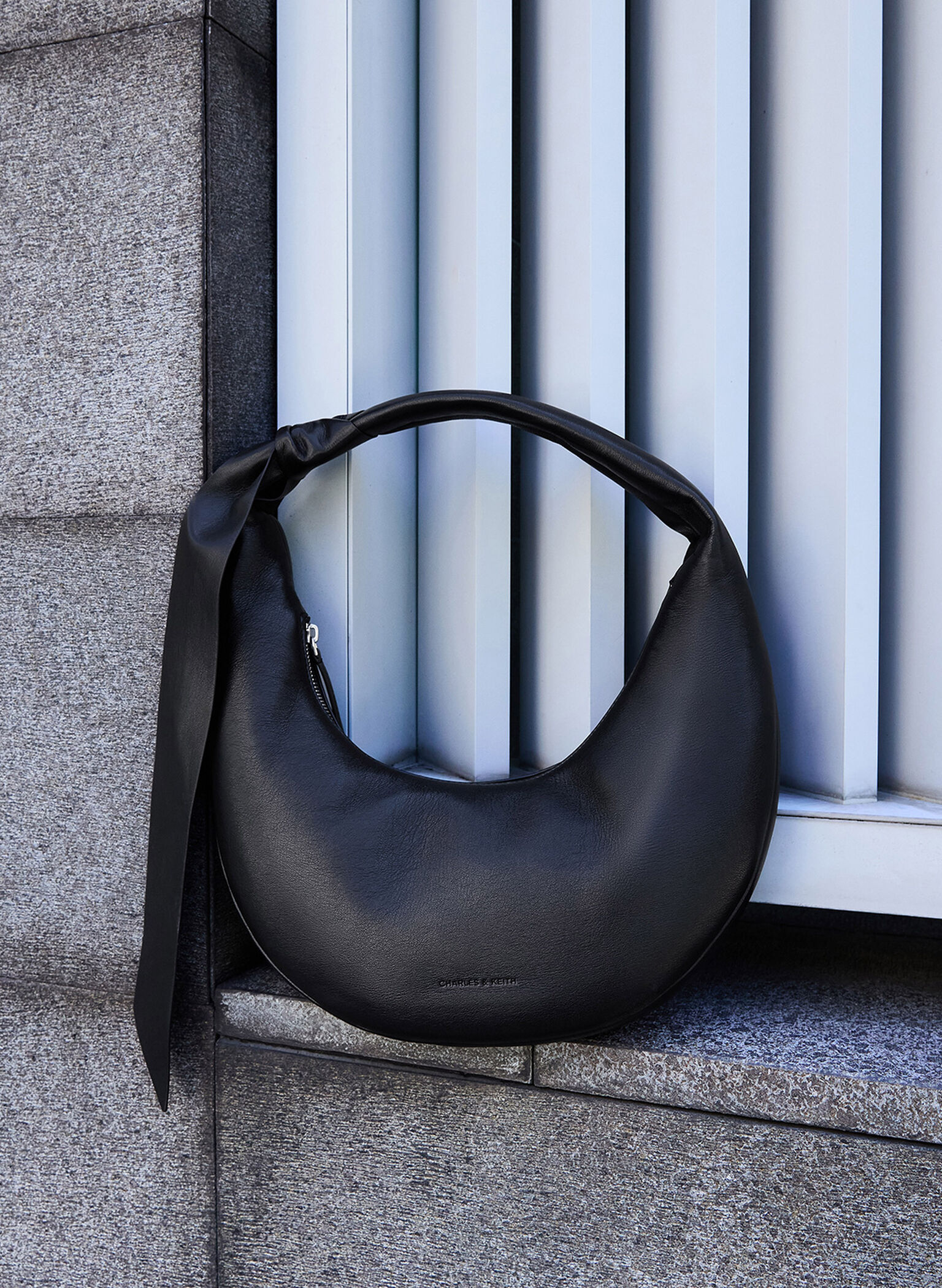 Mini Toni Knotted Crescent Hobo Bag, Noir, hi-res