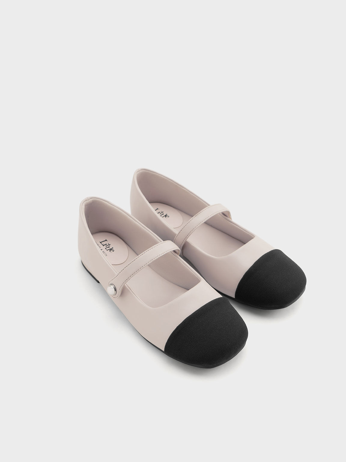 Nude girls clearance in shoes