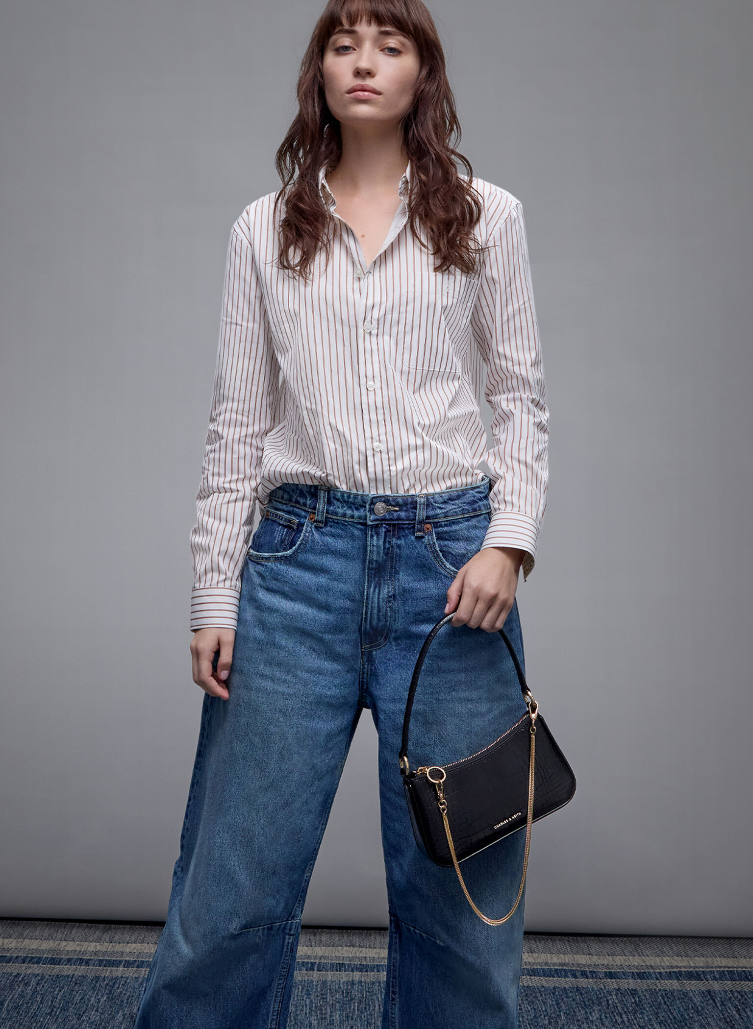 Elspeth Croc-Effect Chain-Link Shoulder Bag, Black Croco, hi-res