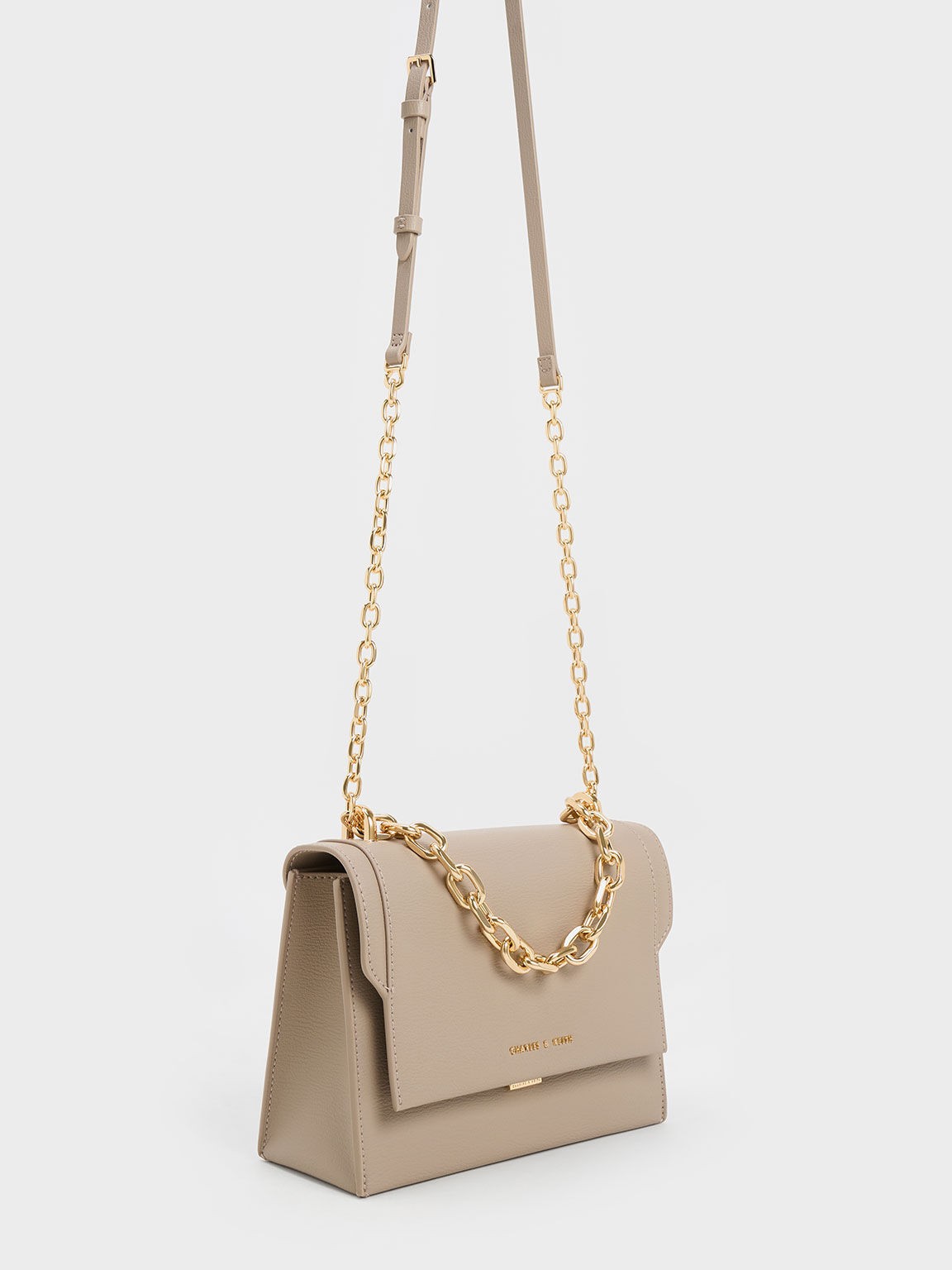 Charles and keith chain detail handbag hotsell
