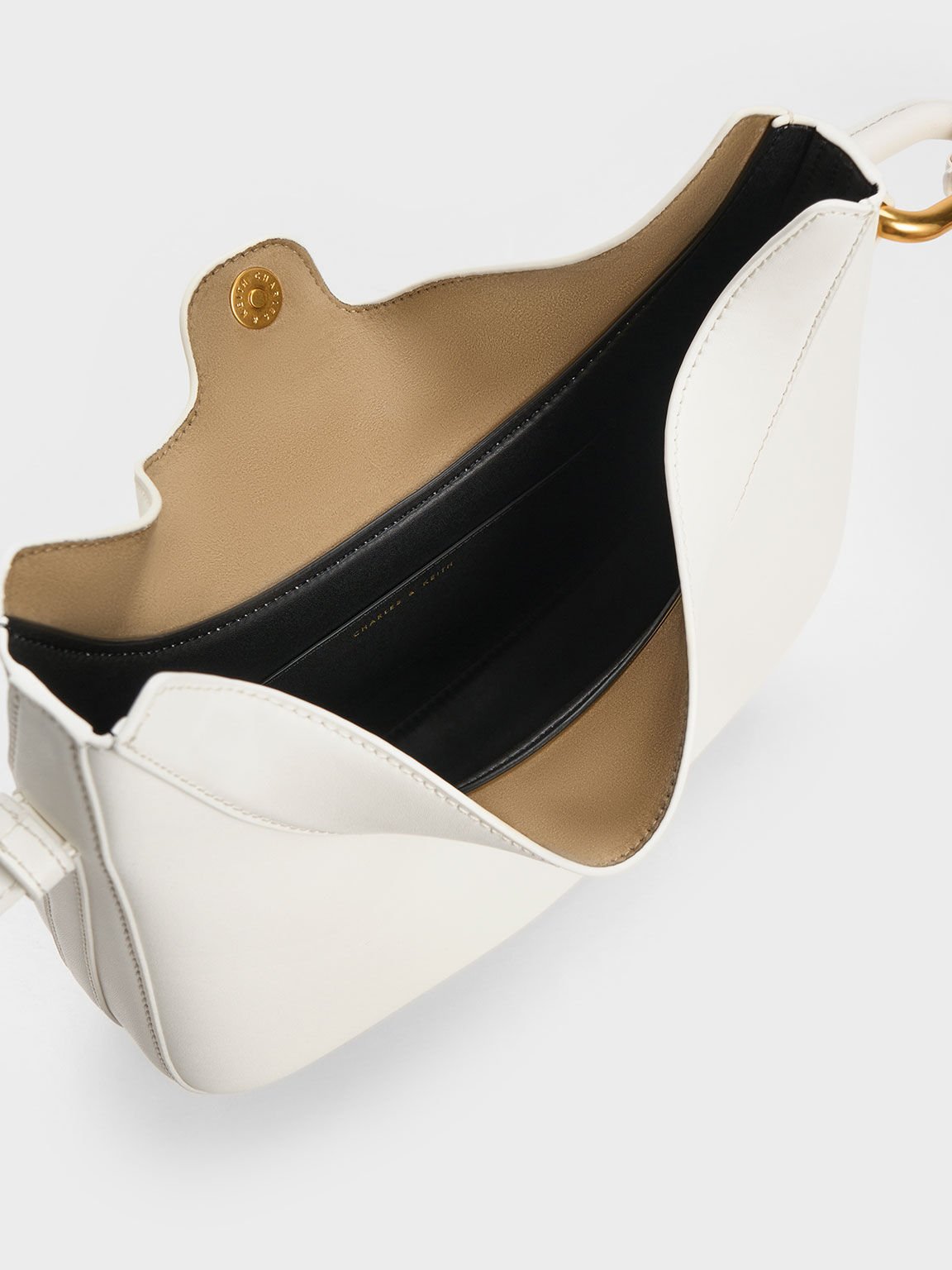 O sale moon bag