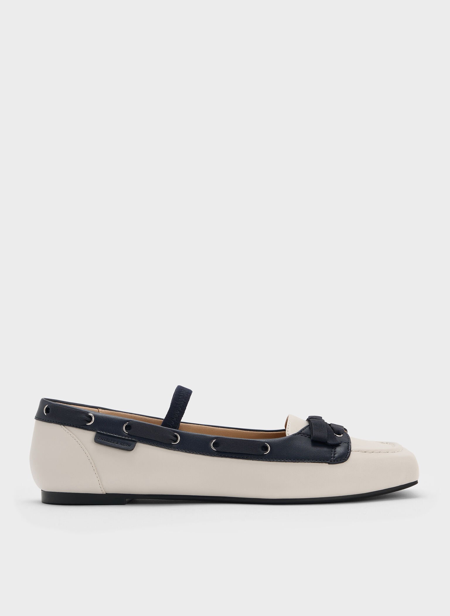 Bow Two-Tone Boat-Shoe Flats, Chalk, hi-res