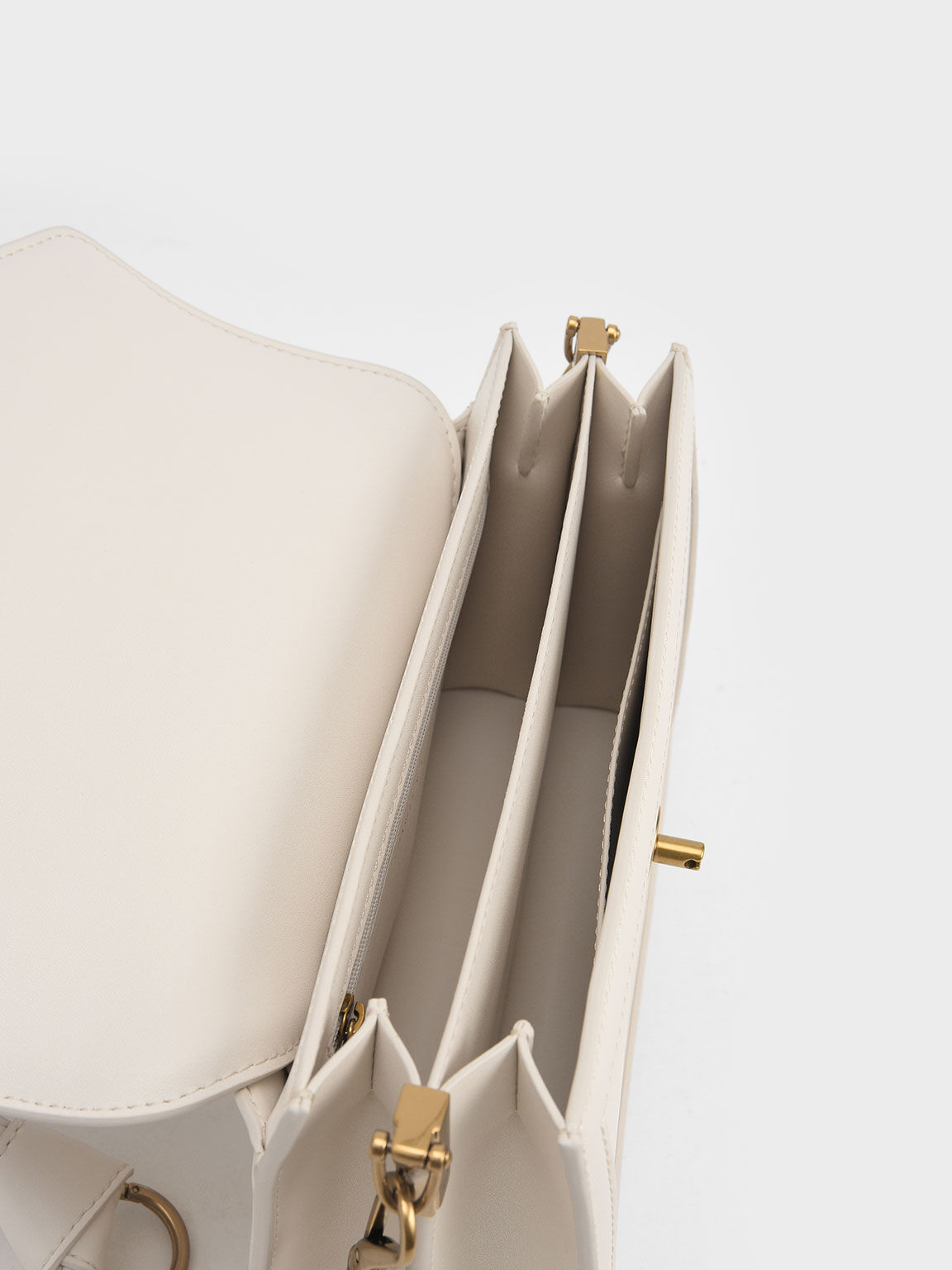 Charles & keith envelope 2025 satchel