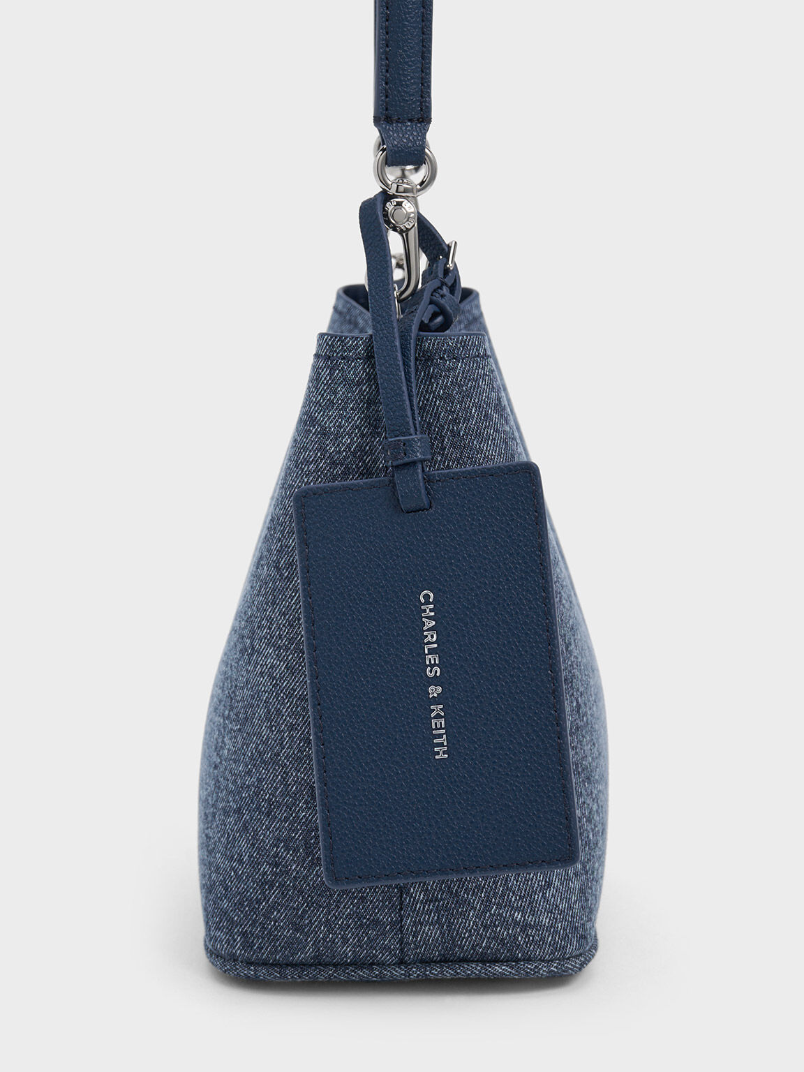 Bucket bag blue shop