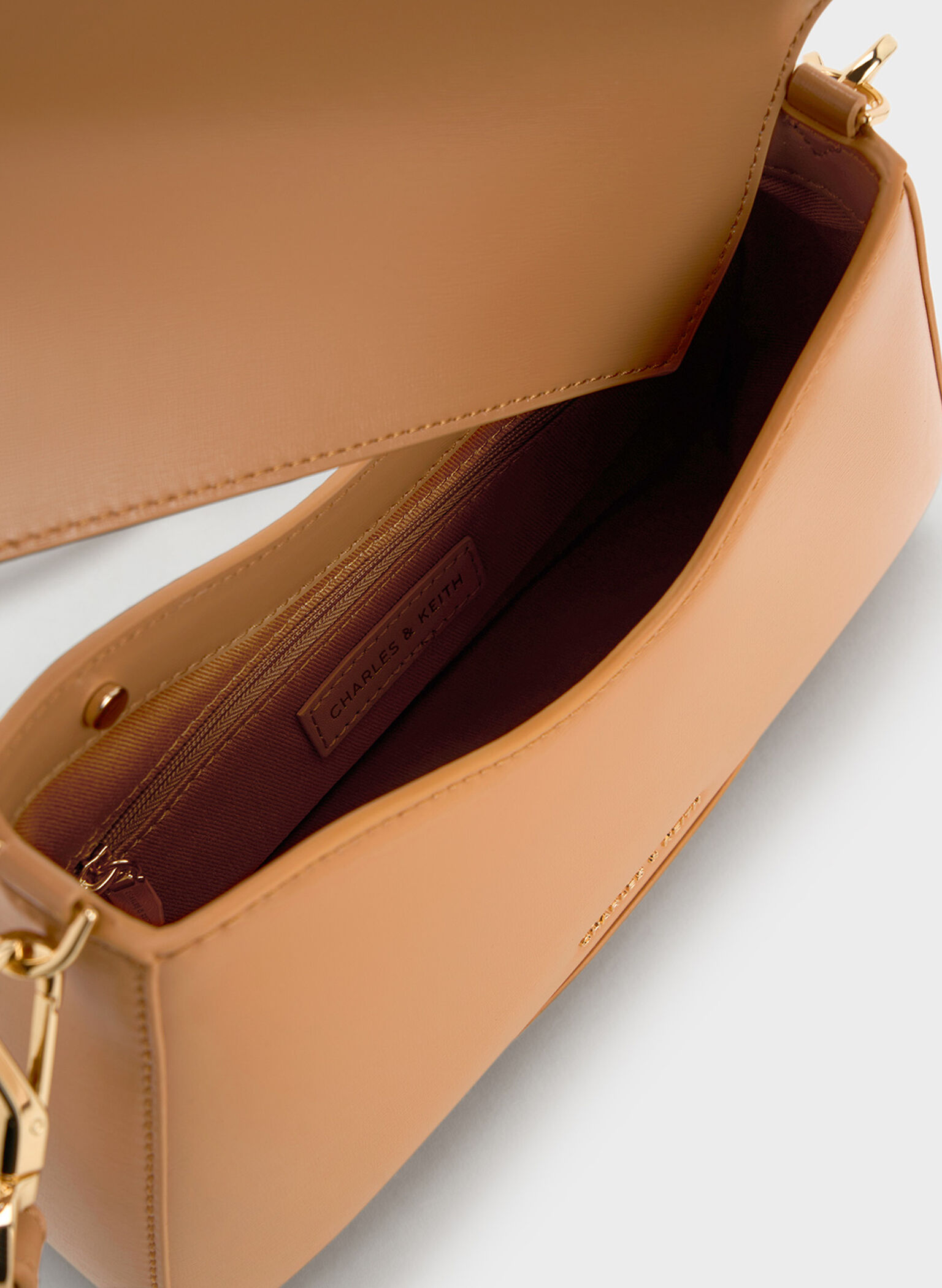 Sybill Trapeze Chain-Handle Bag, Toffee, hi-res