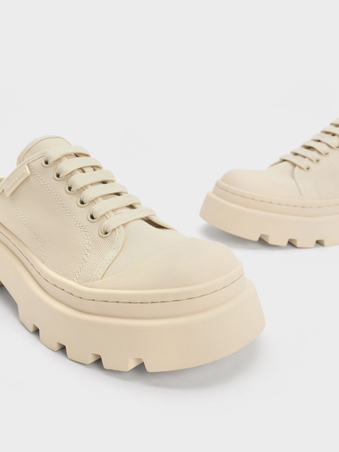 Backless 2025 canvas shoes