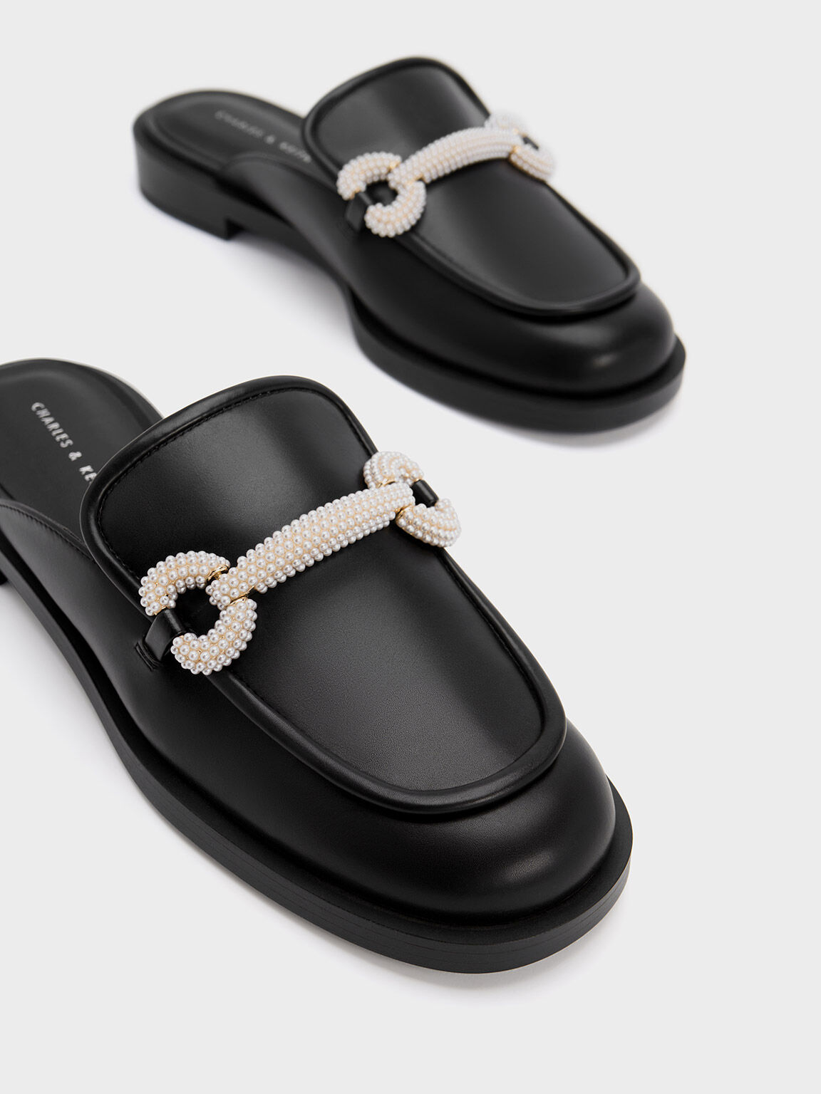 Black loafer mules 2025