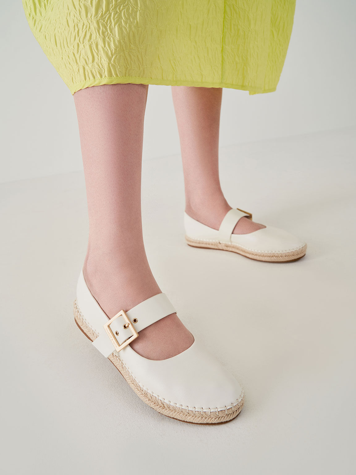Espadrilles shop flats white