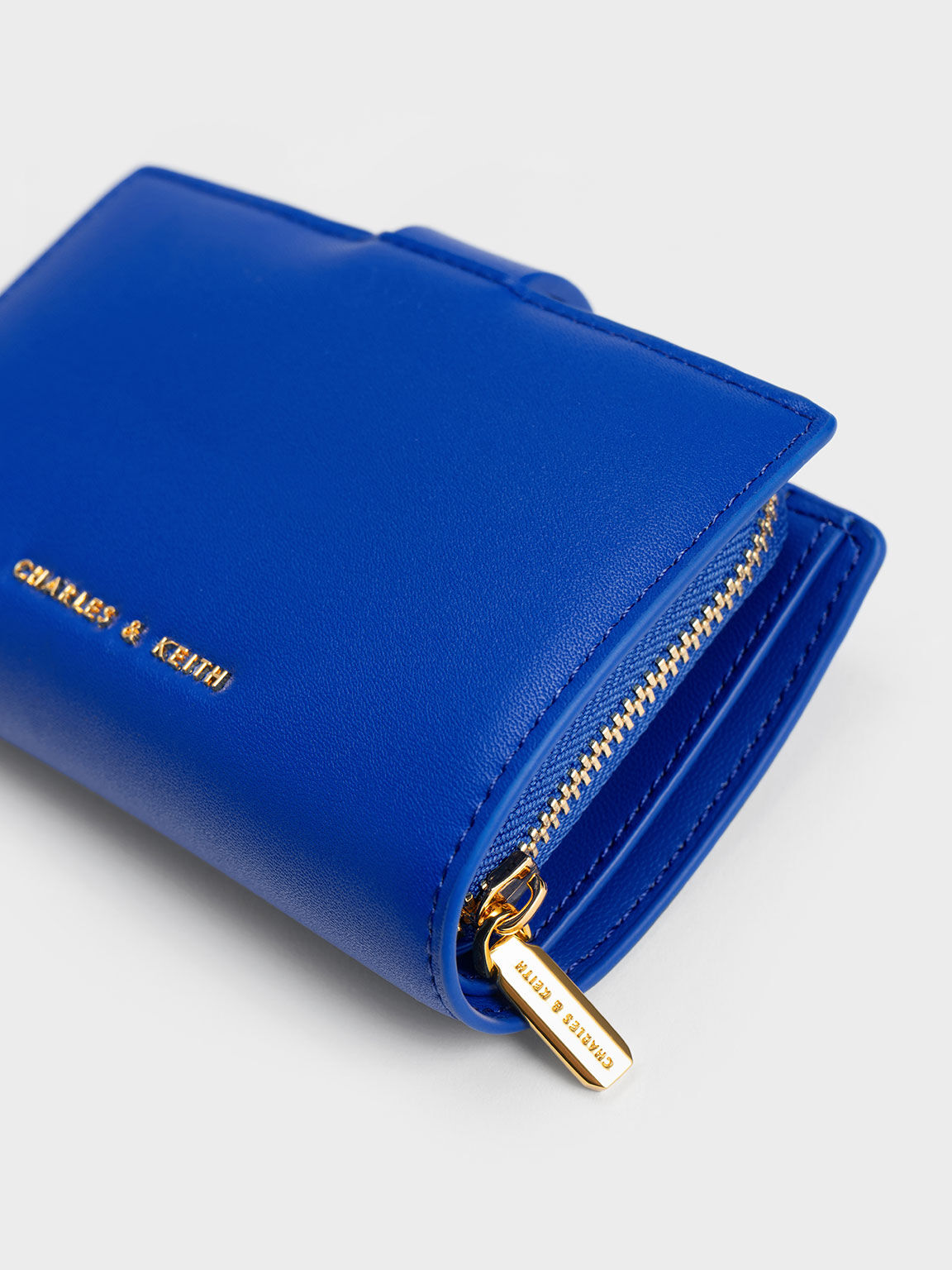 Charles and keith coin purse sale