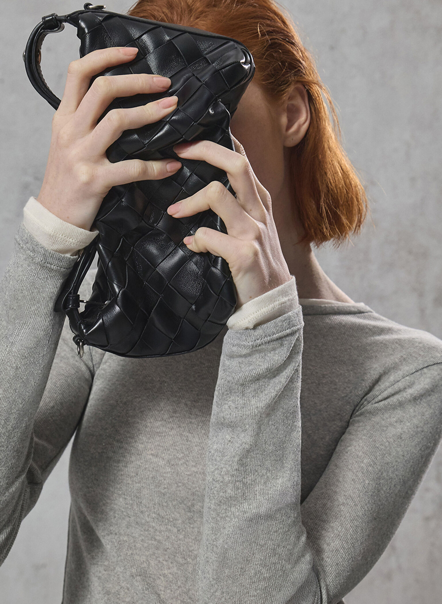 Ivette Woven Shoulder Bag, Noir, hi-res