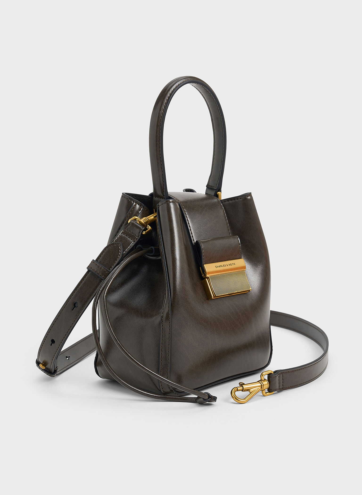 Charlot Elongated Bucket Bag, Dark Moss, hi-res