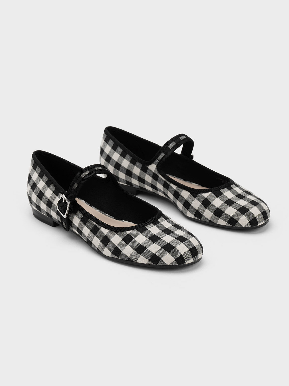 Black and white flats store