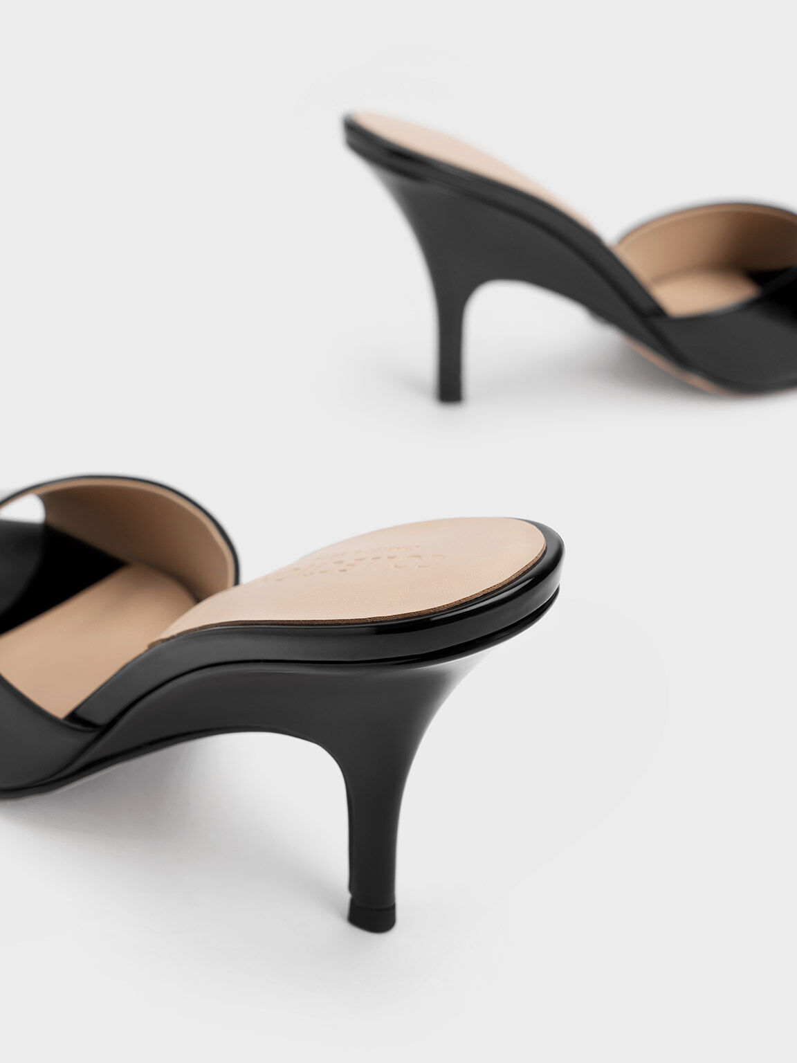 Black kitten heels round toe discount