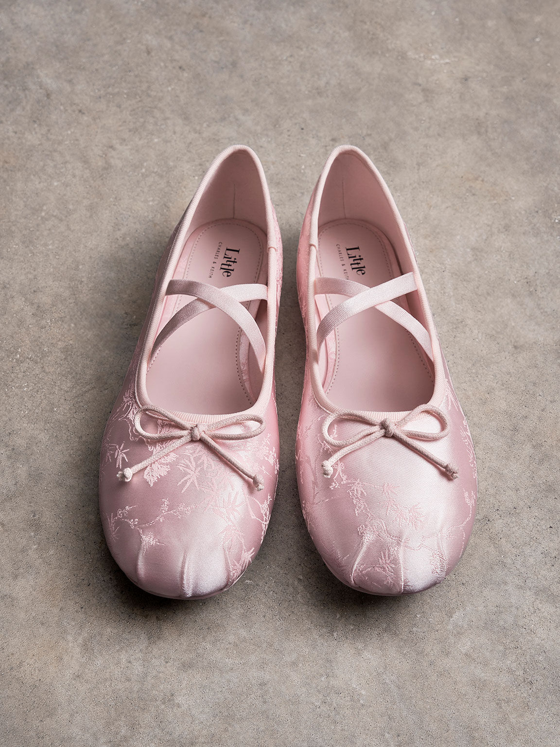 Girls pink ballet shoes clearance