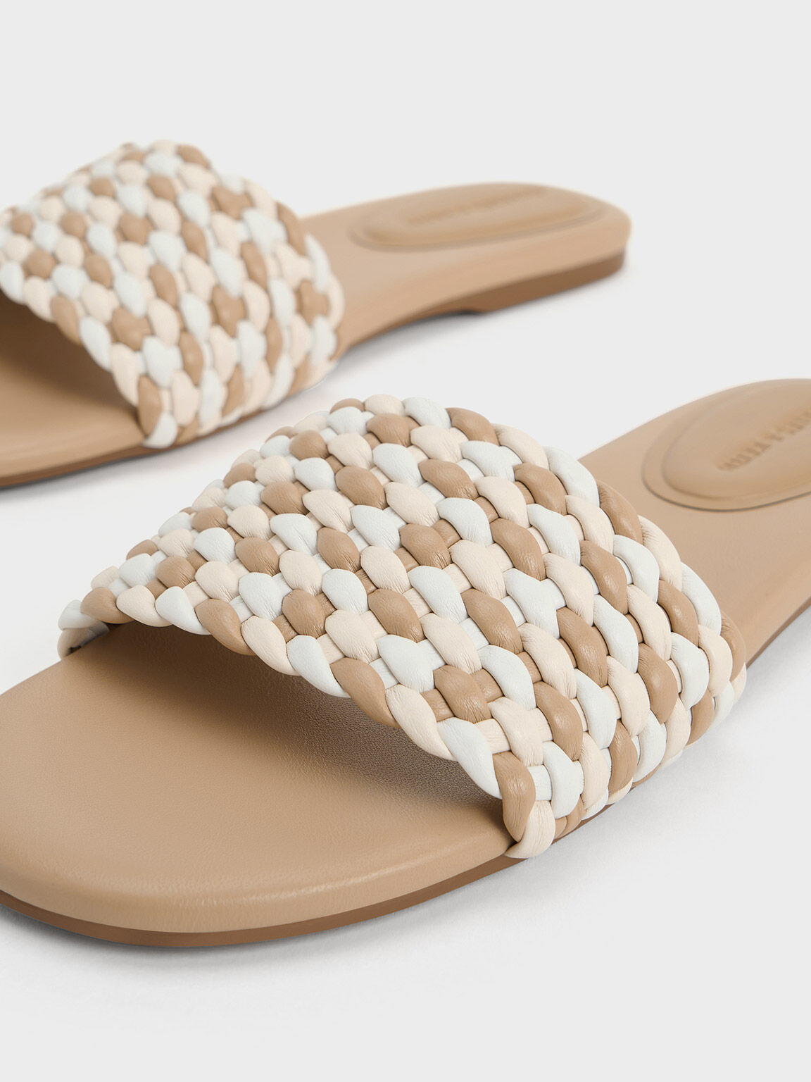 Open toe slides shop
