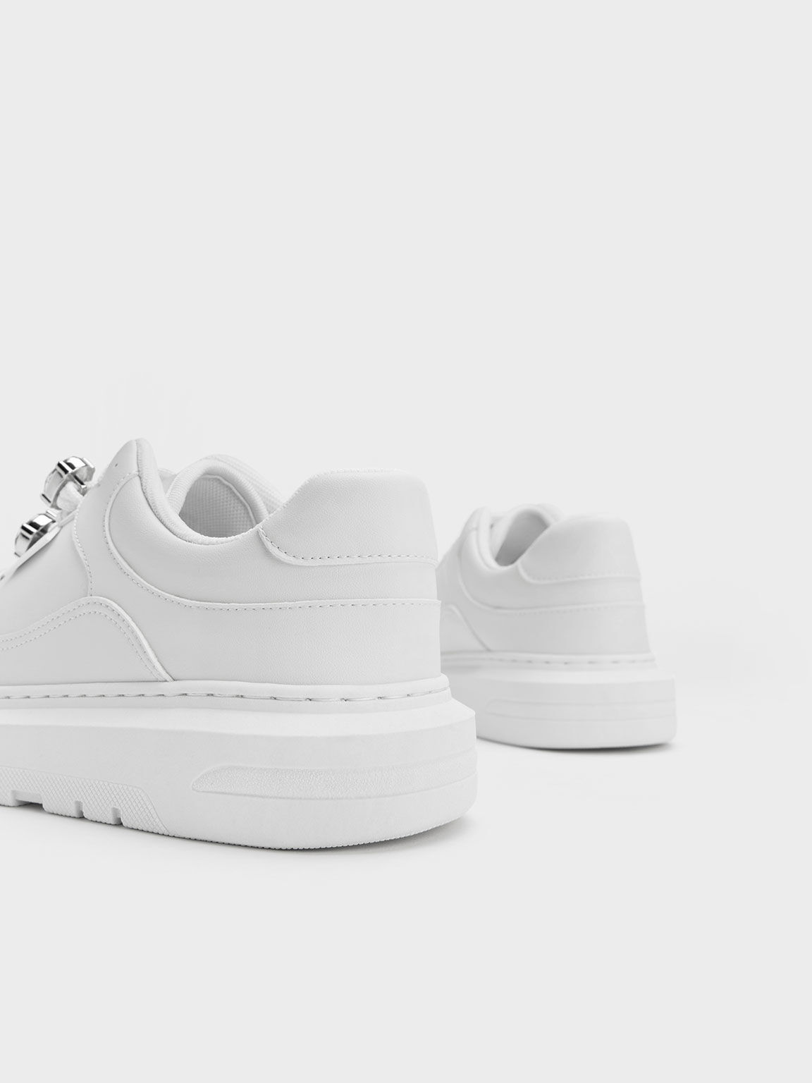 White platform store nike sneakers