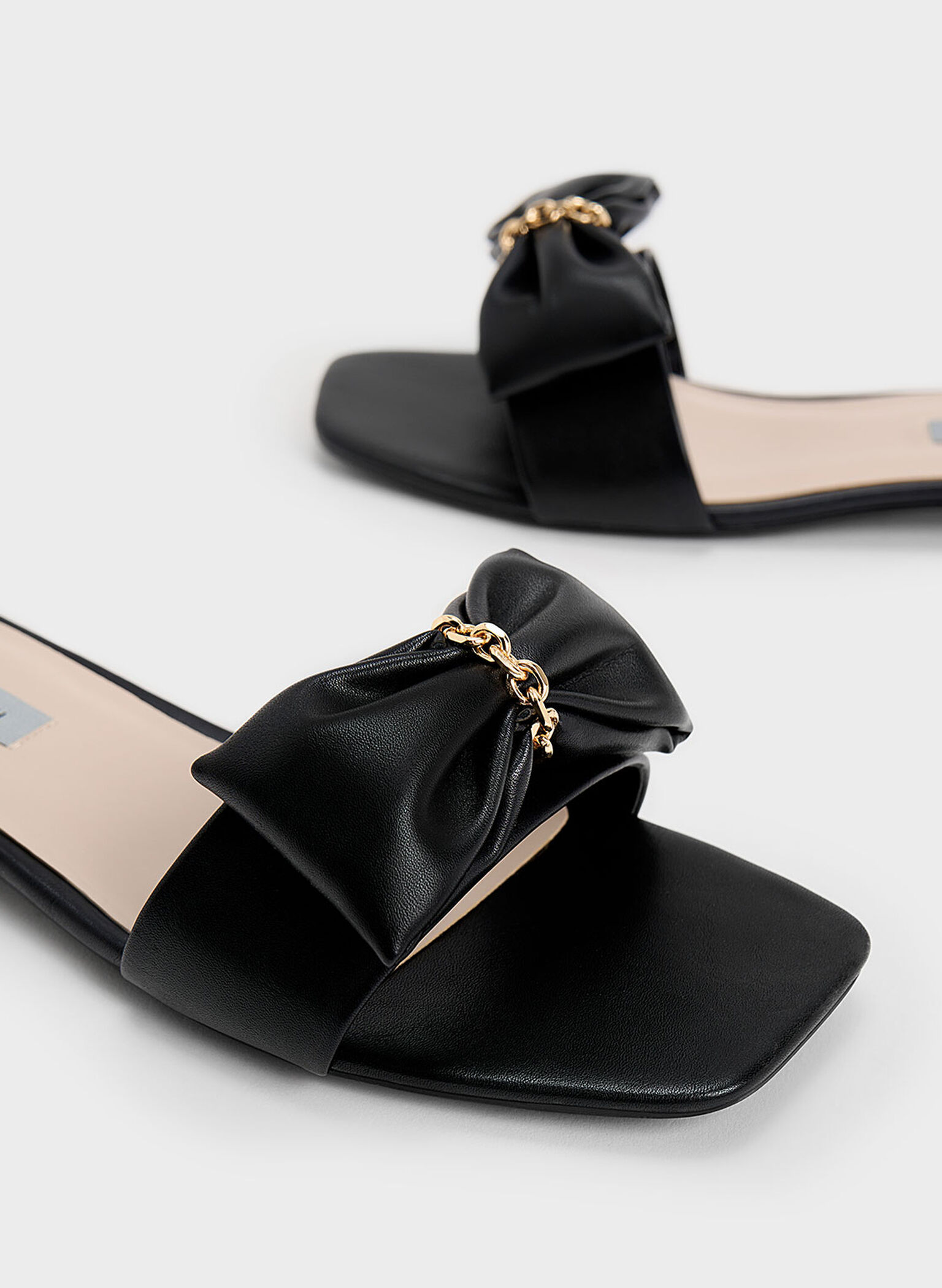 Chain-Link Bow Slides, Black, hi-res