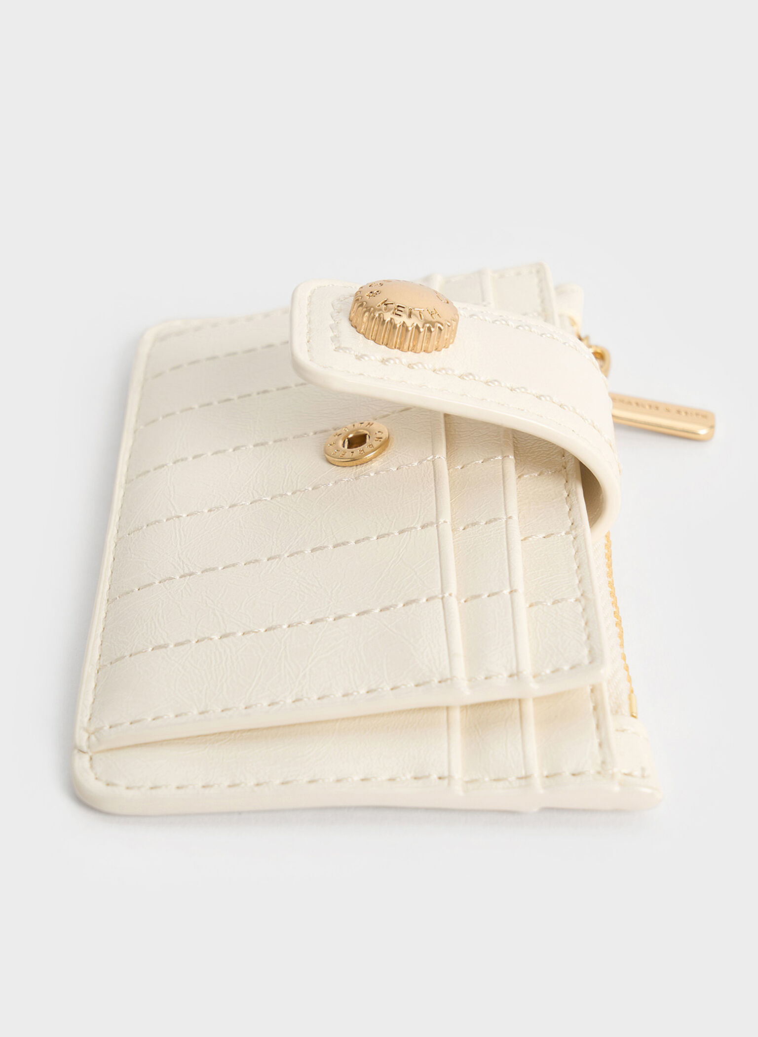 Donna Crinkle-Effect Panelled Card Holder, Cream, hi-res