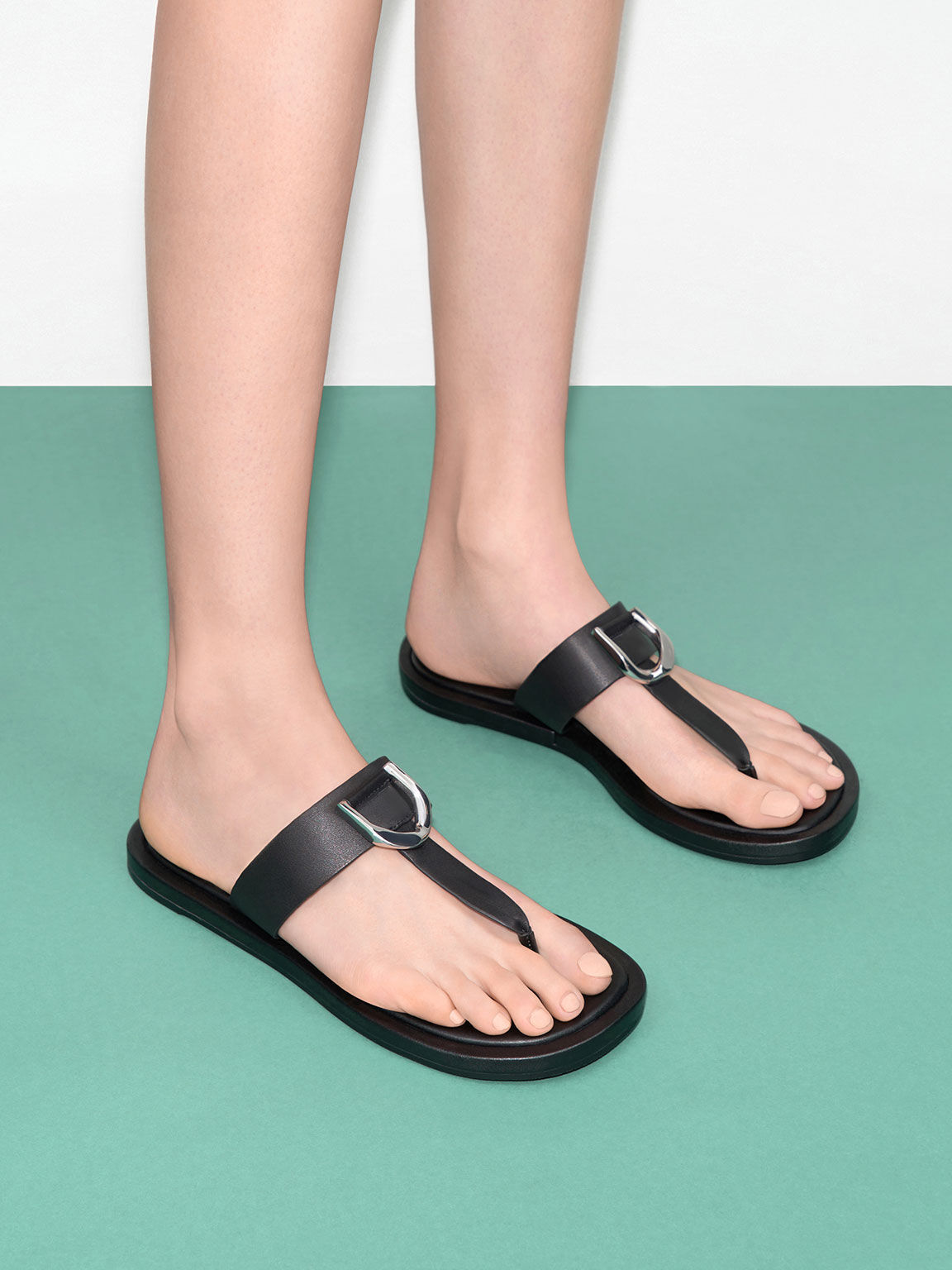 Pretty thong sandals top
