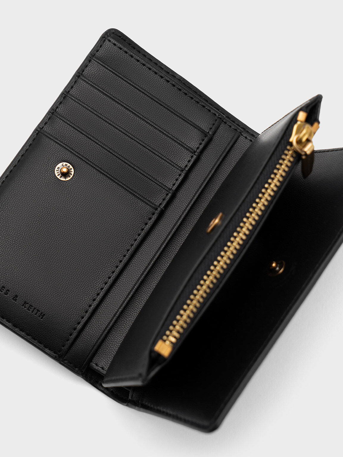 Top Zip Short Wallet Black