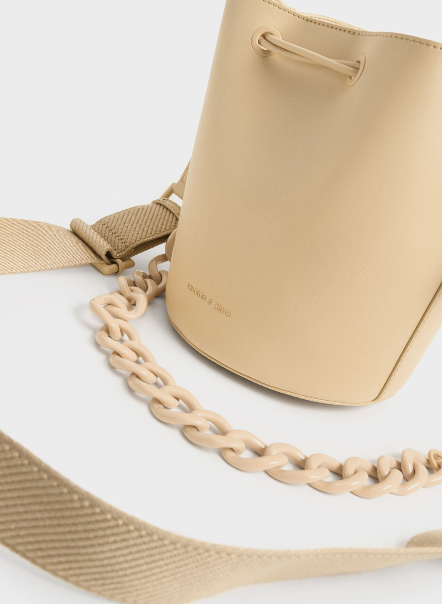 Lana Bucket Bag, Beige, hi-res
