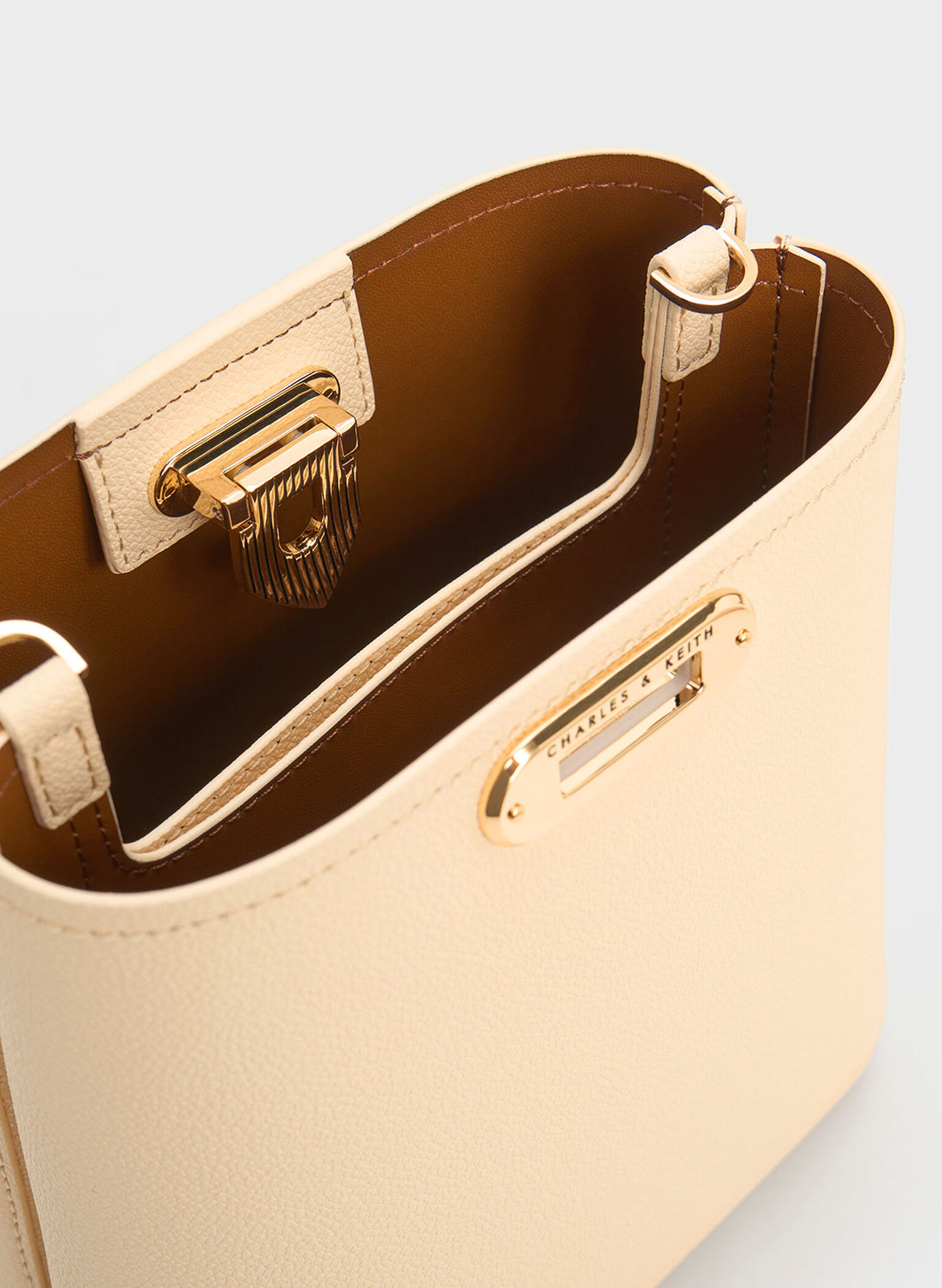 Alcott Bucket Bag, Beige, hi-res