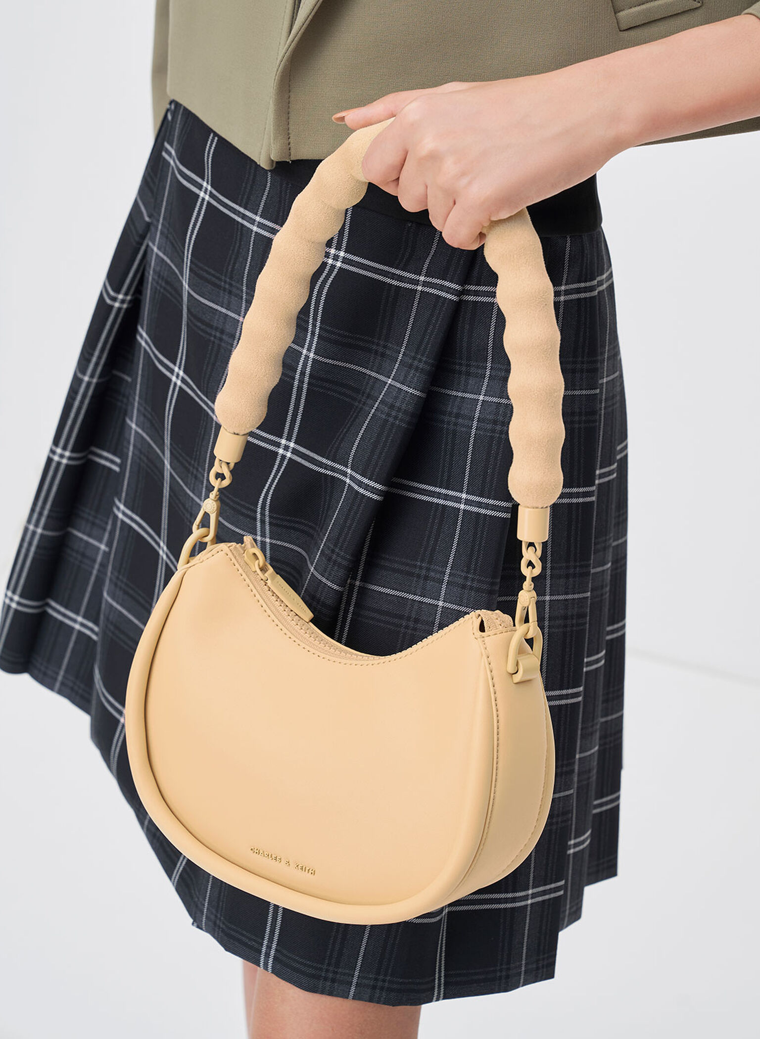 Lana Curved Shoulder Bag, Beige, hi-res