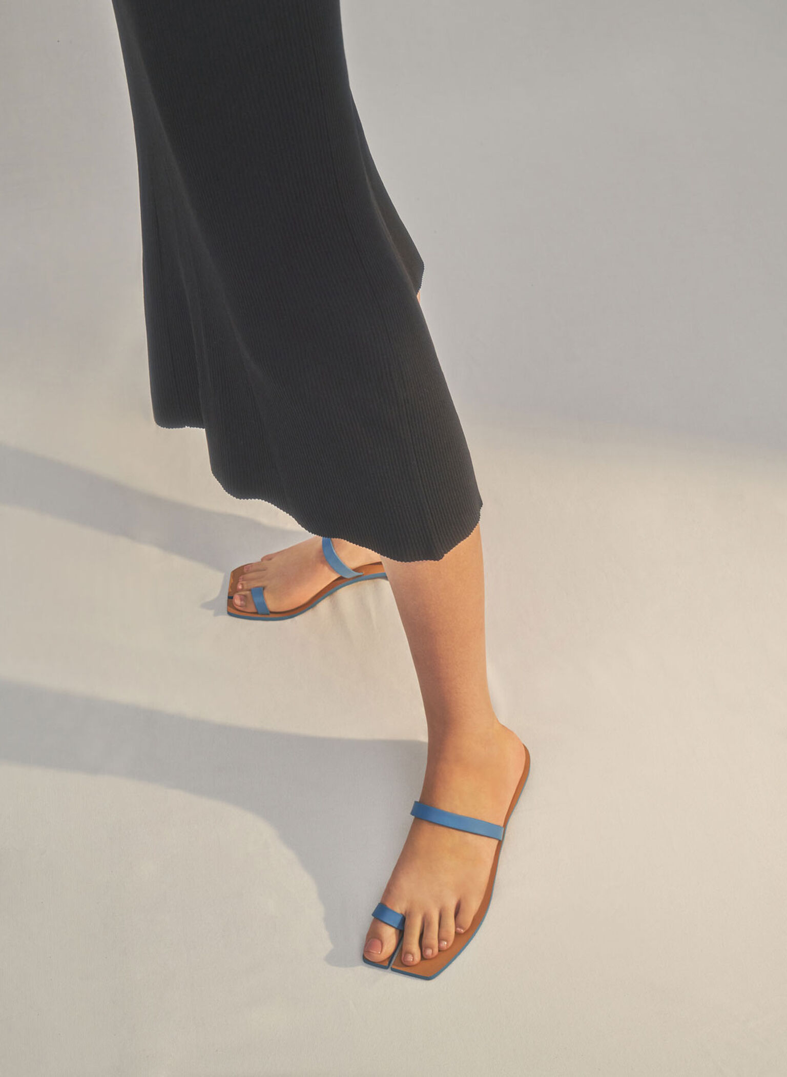 Toe Ring Flat Sandals, Blue, hi-res