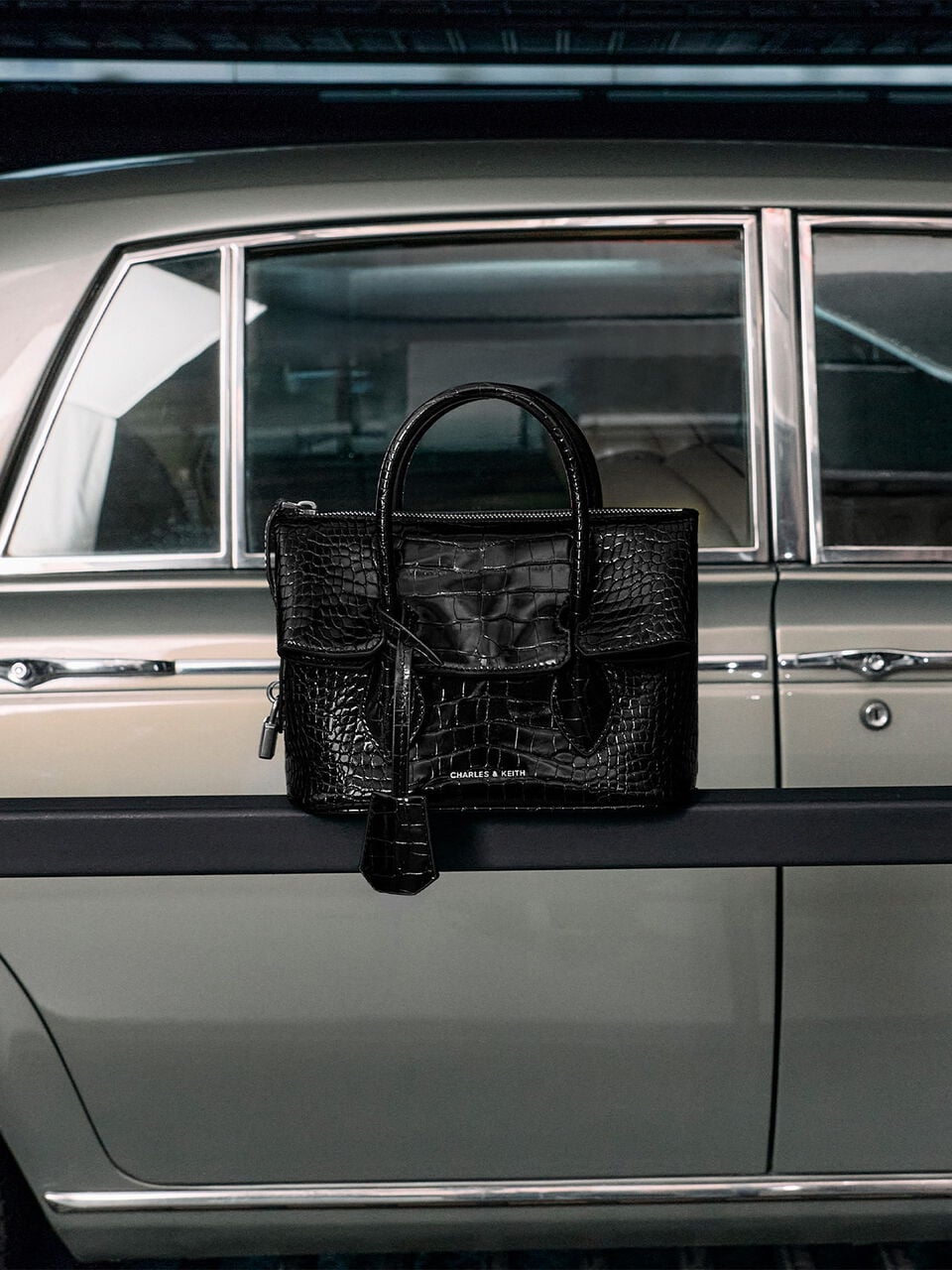 Black Croco Aveline Croc-Effect Front-Flap Crossbody Bag - CHARLES & KEITH