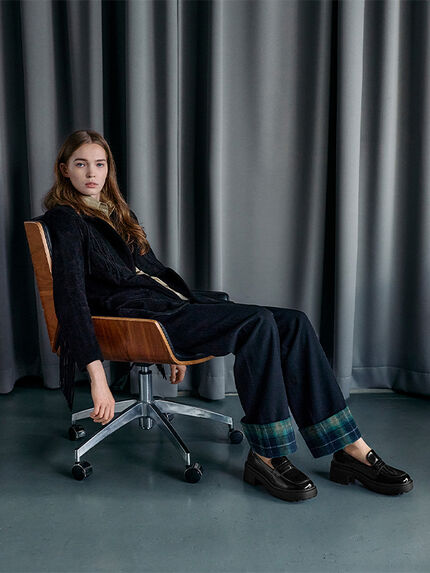 Black Box Evan Platform Loafers - CHARLES & KEITH