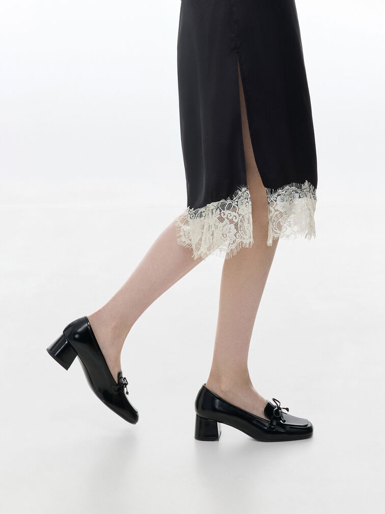Circle-Charm Bow Loafer Pumps, Black Box, hi-res