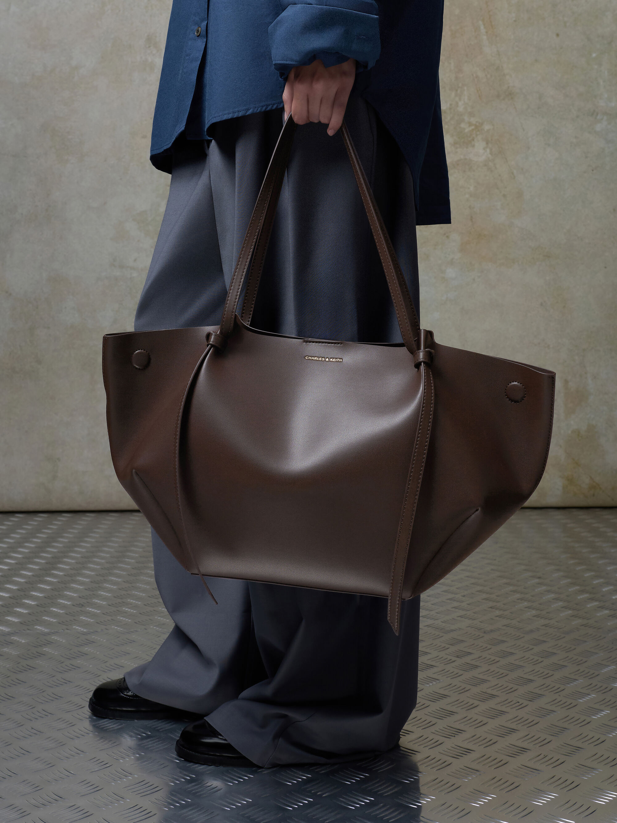 Espresso Brown Xl Calla Tote Bag - CHARLES & KEITH UK