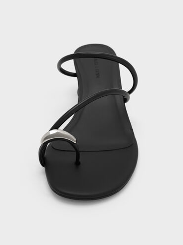 Metallic-Accent Strappy Toe-Ring Heeled Sandals, Black, hi-res