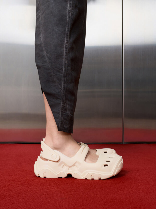 Cut-Out Sports Sandals, Beige, hi-res
