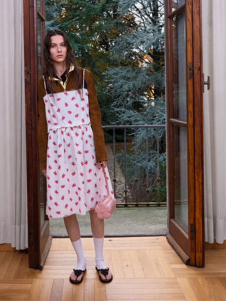 Puffy Flower Thong Sandals, Black Textured, hi-res