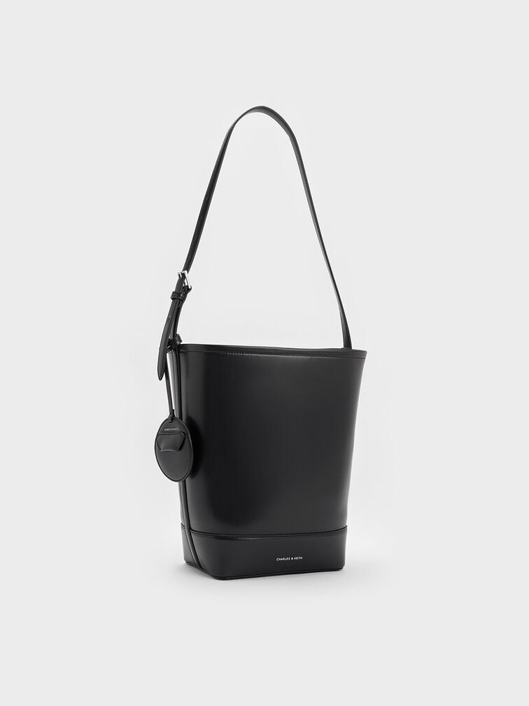 Enola Elongated Bucket Bag, Noir, hi-res