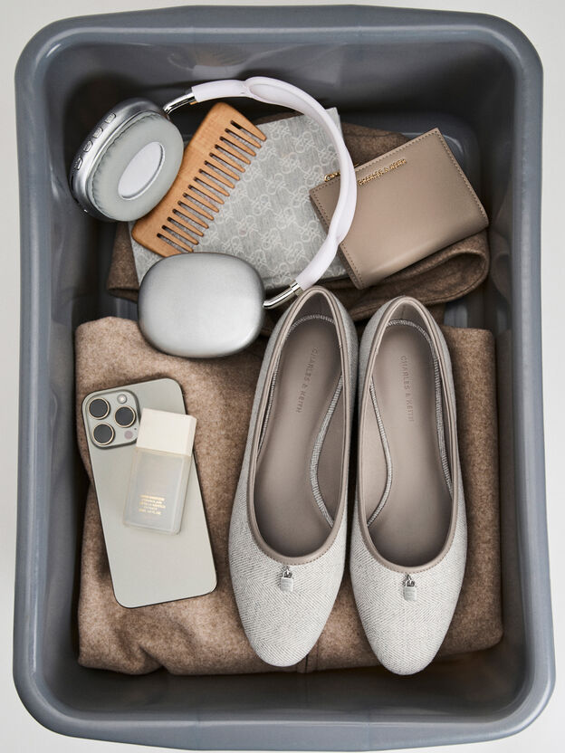 Griselda Two-Tone Ballet Flats, Light Grey, hi-res